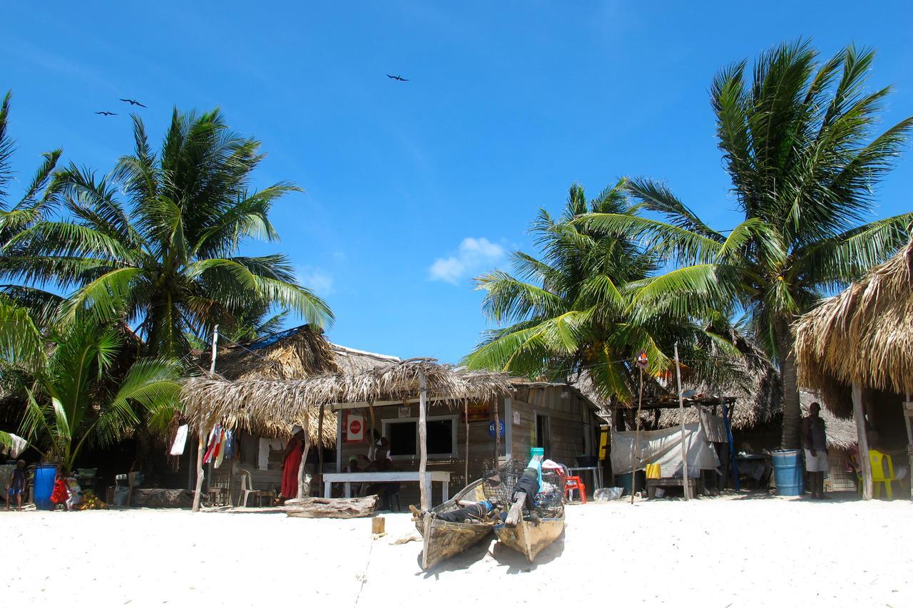 Turtle Bay Eco Resort Cayos Cochinos Buitenkant foto